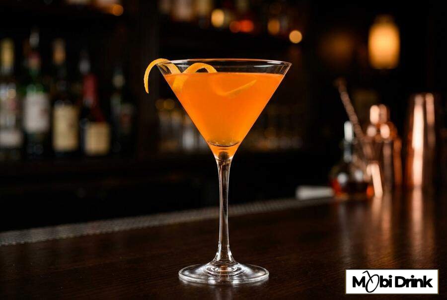 Elegancki Aperol Vodka Martini z pomarańczą