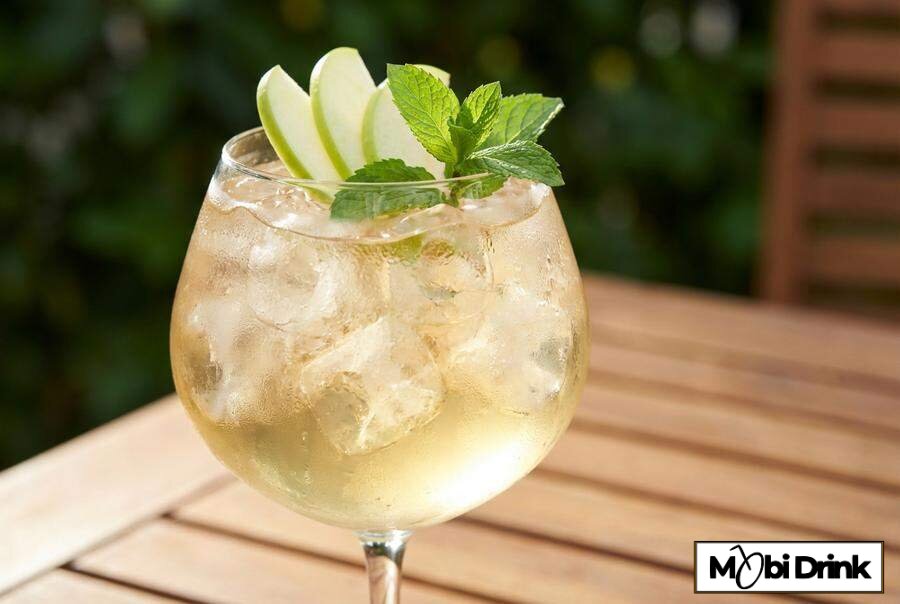 Apple Pop Spritz z jabłkiem i miętą