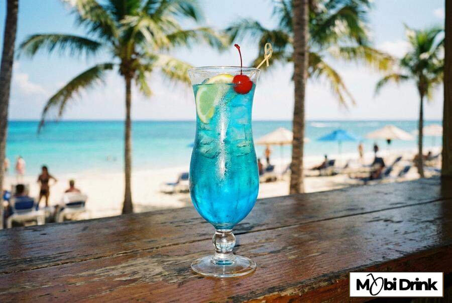 Niebieski drink Blue Lagoon