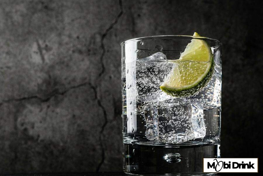 Drink Soplica Cytrynowa Malina z tonikiem i limonką