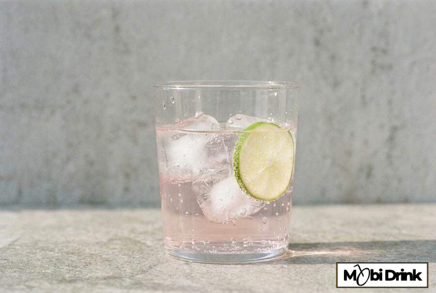 Prosty drink Lubelska Granat z tonikiem