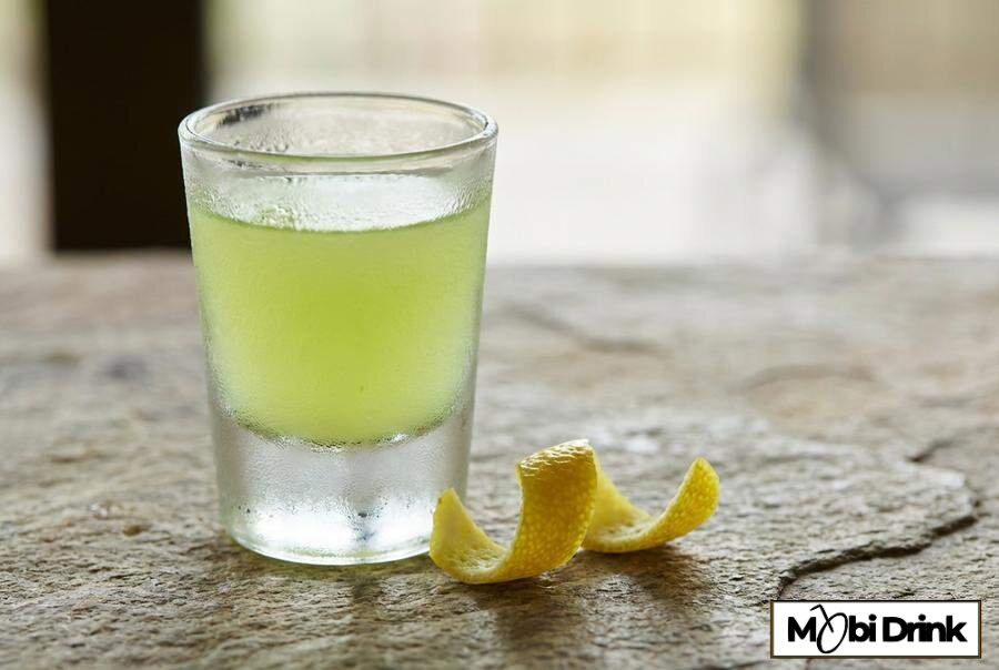 Zimny shot Mexican Kamikaze z limonką